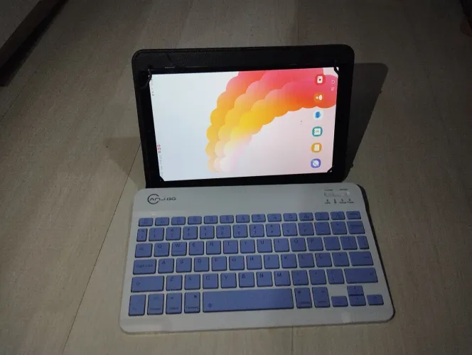 Tablet Samsung Galaxy Tab A7 Lite Cinza Acompanha Teclado e Capa