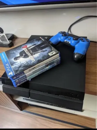 Vendo PlayStation 4 standard (fat)