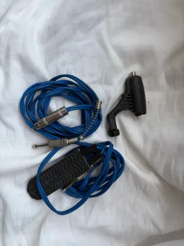MAQUININHA DE TATTOO ELECTRA POP + CLIP CORD E PEDAL ?