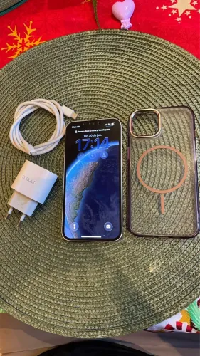 iPhone 14
