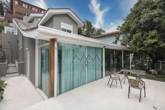 Casa à venda no São Bento | 450 m² - 4 Suítes