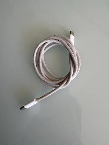 Vendo cabo carregador iPhone tipo C original 
