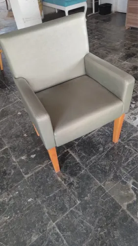 Poltrona nova