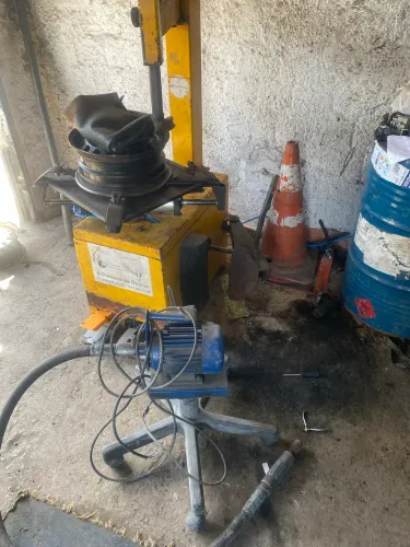 Vende-se equipamento de borracharia
