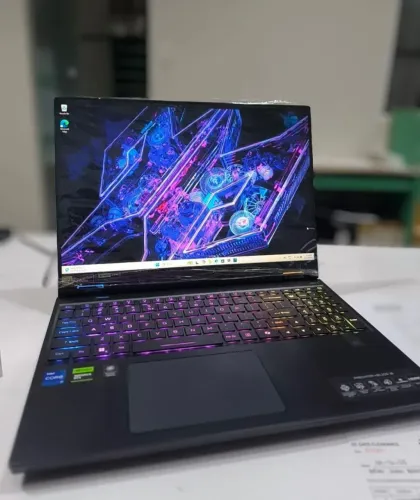 Notebook Gamer Predator Hélios 16, roda tudo no máximo.