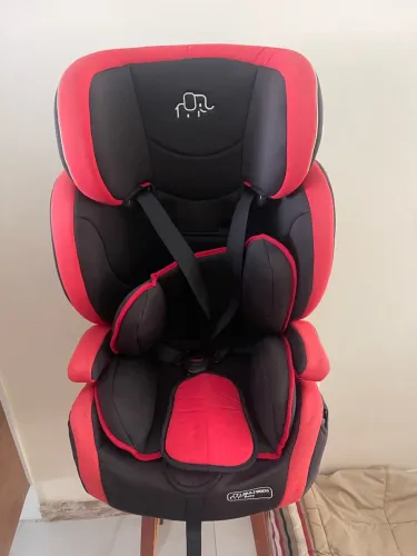 Vende-se cadeirinha!