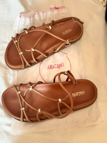 Papete Ana capri