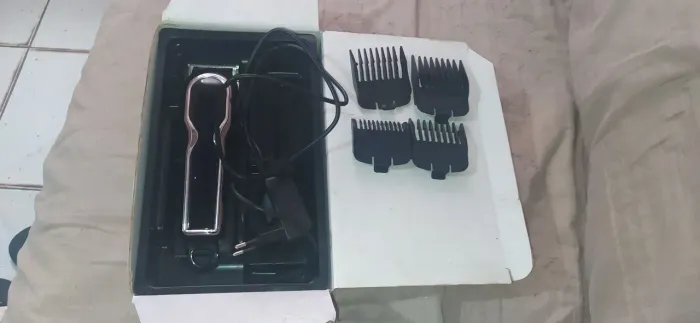 Máquina de cortar cabelo sem fio