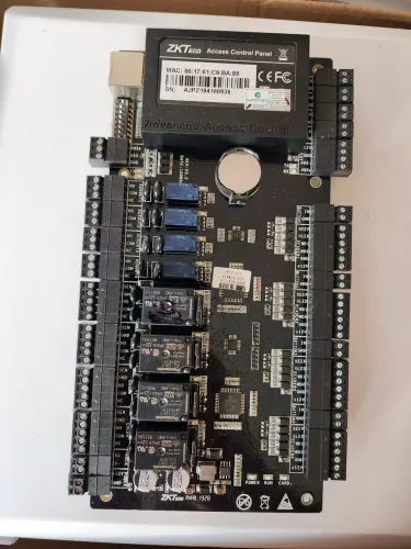 Placa De Controle De Acesso Zkteco C3-400 4 Portas Com Chave MAC