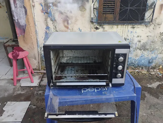 Forno elétrico Philco 46l