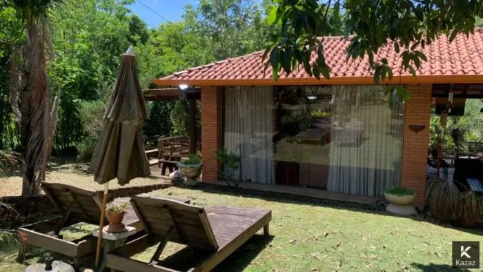 Venda chácara mobiliada com 3 Suites no Rio Mutuca, Chapada dos Guimarães - MT