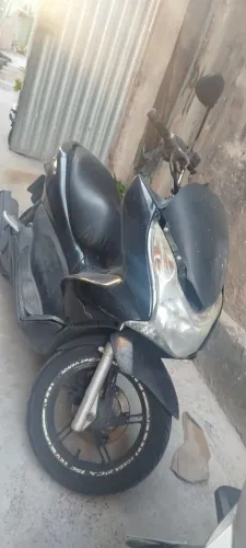 Vendo PCX 2015 só pegar e rodar