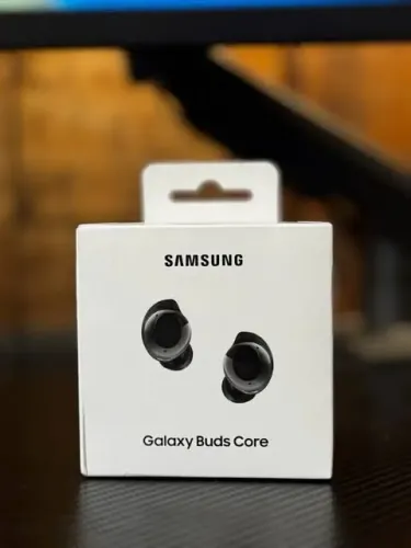 Fone de ouvido usado Buds Core Samsung