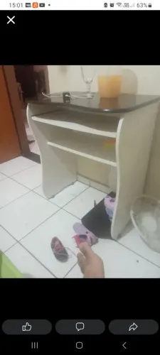 Vendo mesinha de computador usada