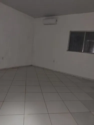 ALUGO SALA COMERCIAL NA CIDADE NOVA