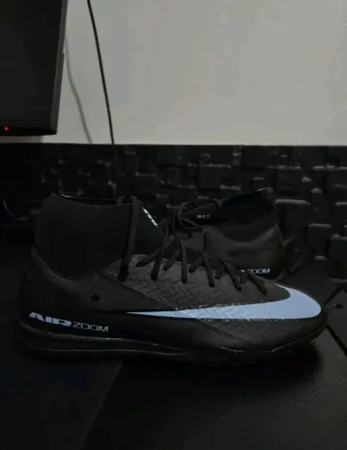 Chuteira nike air zoom nunca usada!
