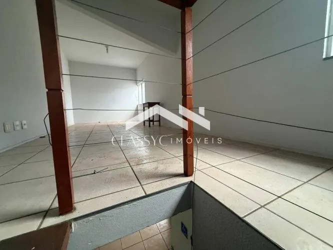 Imóvel comercial 200 m² em Uberlândia/MG, Centro Habite-se, Copa e Mesanino.