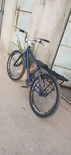 Bicicleta montadinha estilo BH