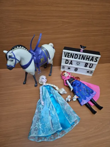 Bonecas Frozen Anna e Elsa