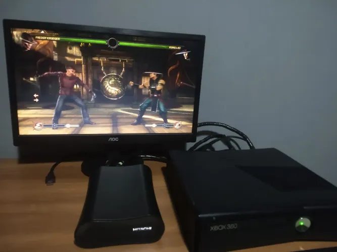 Xbox 360 Slim Destravado - RGH / LT