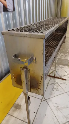 Churrasqueira alta/longa*