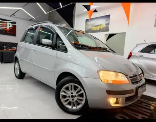 Fiat Idea ELX 1.4 MPI Fire Flex 8V 5P 2010