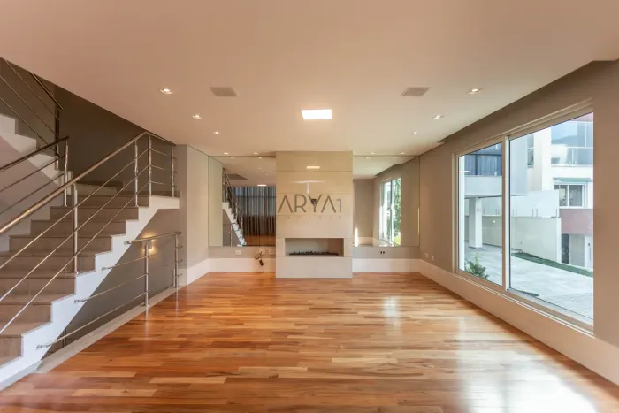Casa em condomínio à venda no Uberaba ARYA1