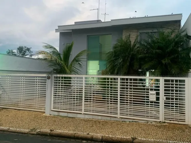 Casa com 3 dormitórios à venda, 339 m² por R$ 1.600.000 - Zico Pires - Tietê/SP