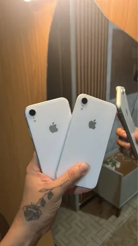 iPhone XR 64 GB vendo ou faço jogo em outro aparelho