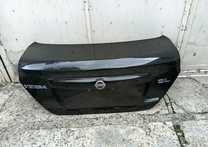 Tampa traseira Versa SL 2013 - Original