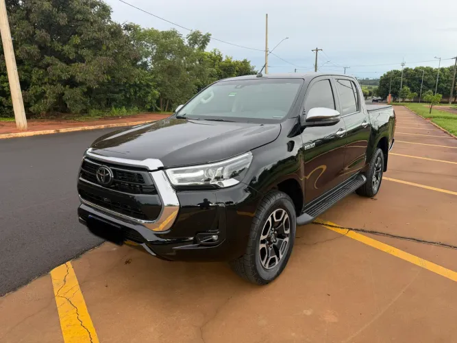 Toyota Hilux CD SRX 4X4 2.8 TDI 16V Diesel Aut. 2022