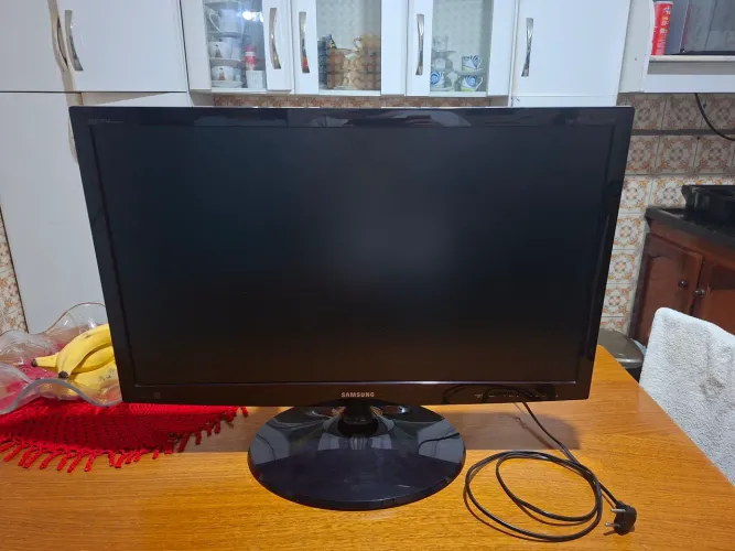 Monitor/TV Samsung 27" Full HD LED T27B350LB - HDMI - Ótimo Estado