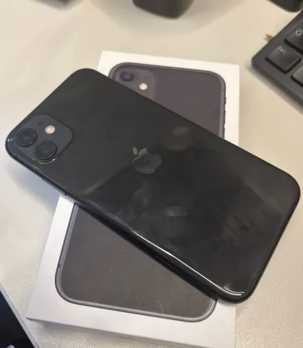 iPhone 11