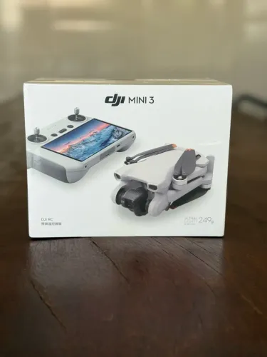 Drone DJI Mini 3 Standard Com tela Nacional Anatel