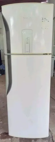 Geladeira Friat free 400 litroa