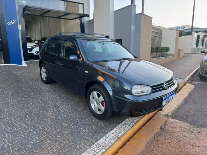 Volkswagen Golf 1.6 MI/ 1.6 MI Gener./black & Silver 2002