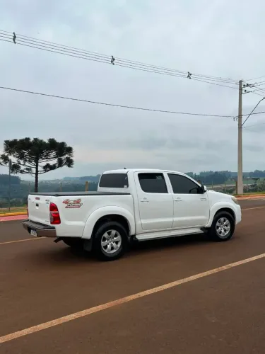 Toyota Hilux CD SRV D4-d 4X4 3.0 TDI Diesel AUT 2012