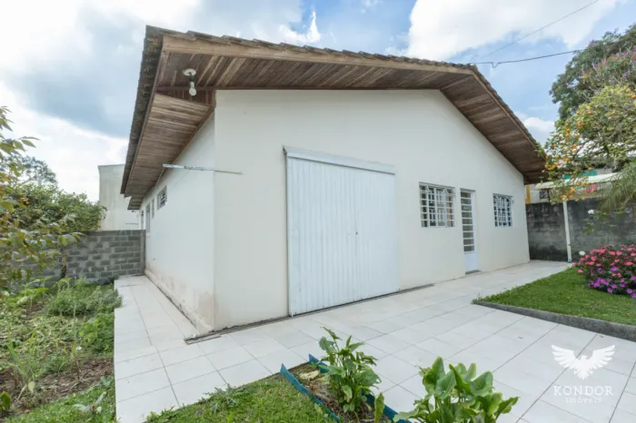 Casa em SANTA FELICIDADE com 100,00m²