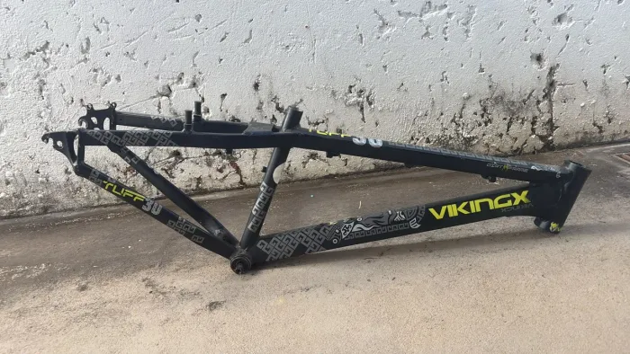 Vendo Quadro de Bike Viking X Aro 26