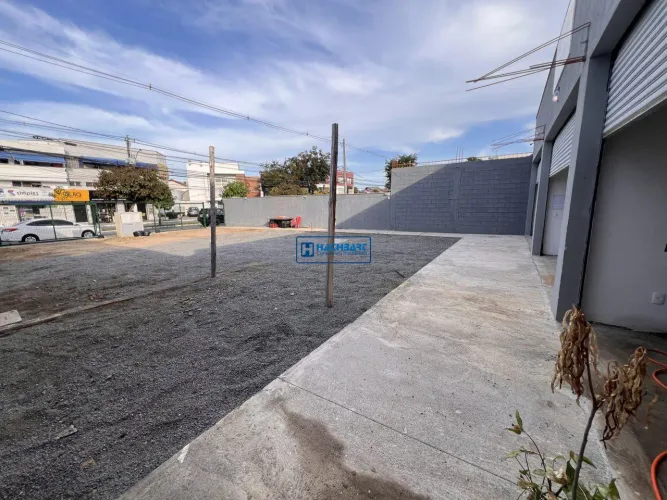 Loja à venda com 443 metros quadrados em Mata da Praia Vitória REF: LJ0003