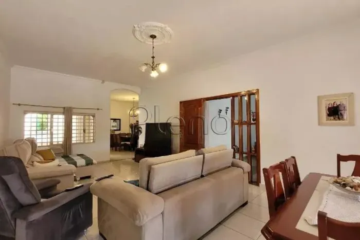 Casa à venda em Campinas, Parque São Quirino, com 4 suítes, com 350 m²