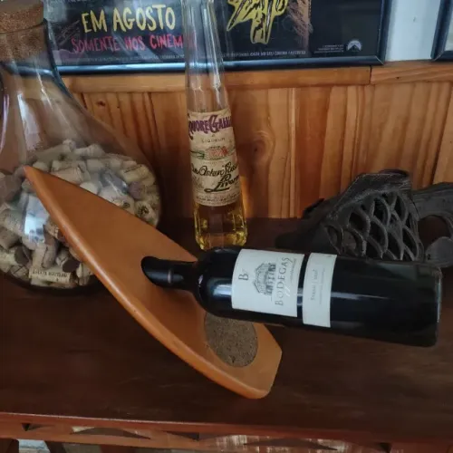 Porta vinho Imaginarium Prancha em Balanço Madeira Maciça 