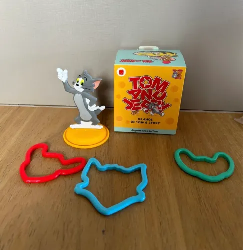 tom e jerry mac donalds, em excelente estado.