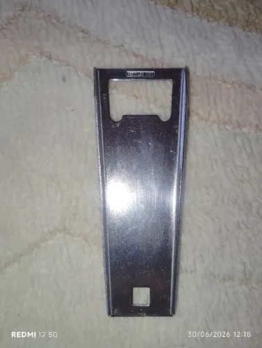 Abridor de garrafas Clássico Hércules Inox