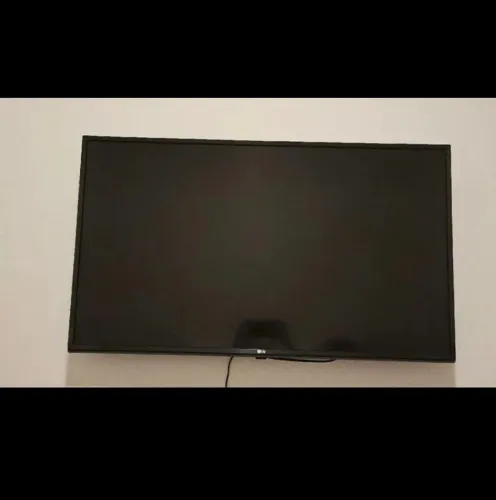 Smart tv LG muito conservada