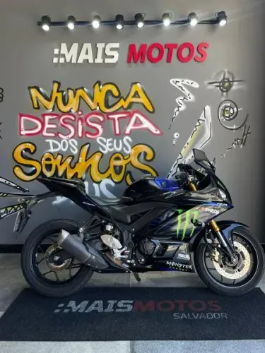 YAMAHA YZF R3 MONSTER 2022