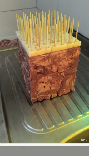 Espetinho de carne moída espetinho de carne tradicional espetinho misto espetinho de
