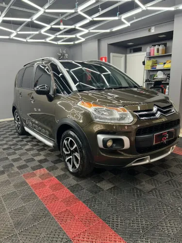 Citroen Aircross GLX 1.6 Flex 16V 5P Mec. 2011