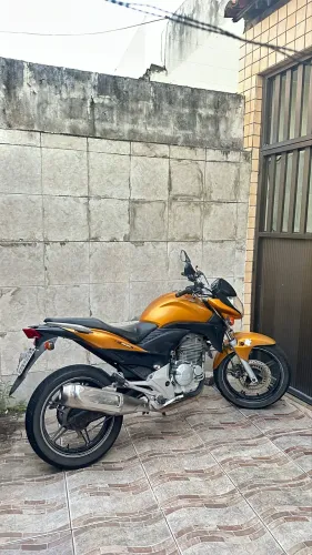 VENDO OU TROCO CB 300r