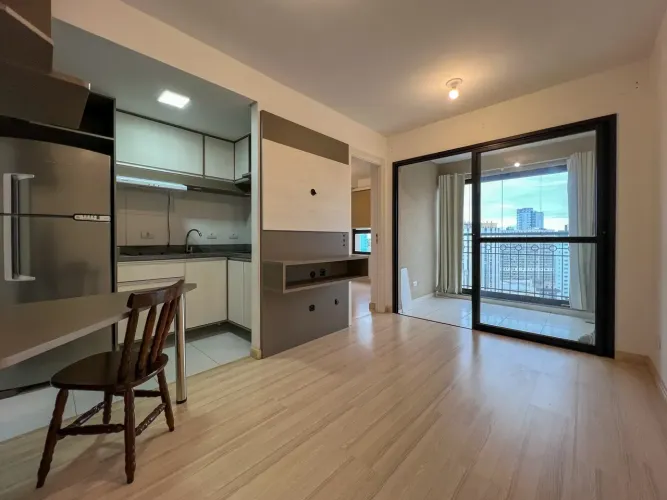 Imóvel com 34 metros quadrados com 1 quarto bairro - Centro - Curitiba - PR